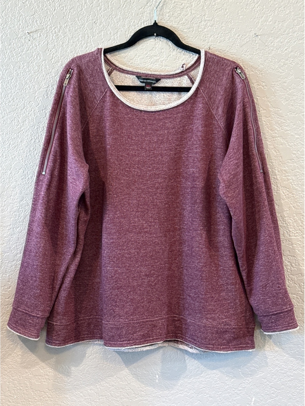 Rock & Republic Women's XXL Maroon Long Sleeve Sweater with Shoulder Zippers